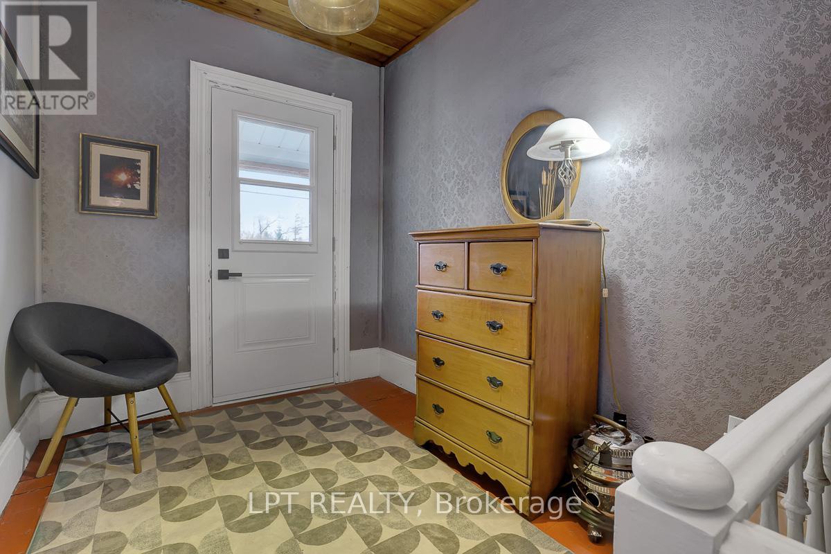 8197 Victoria Street Property Photo 30