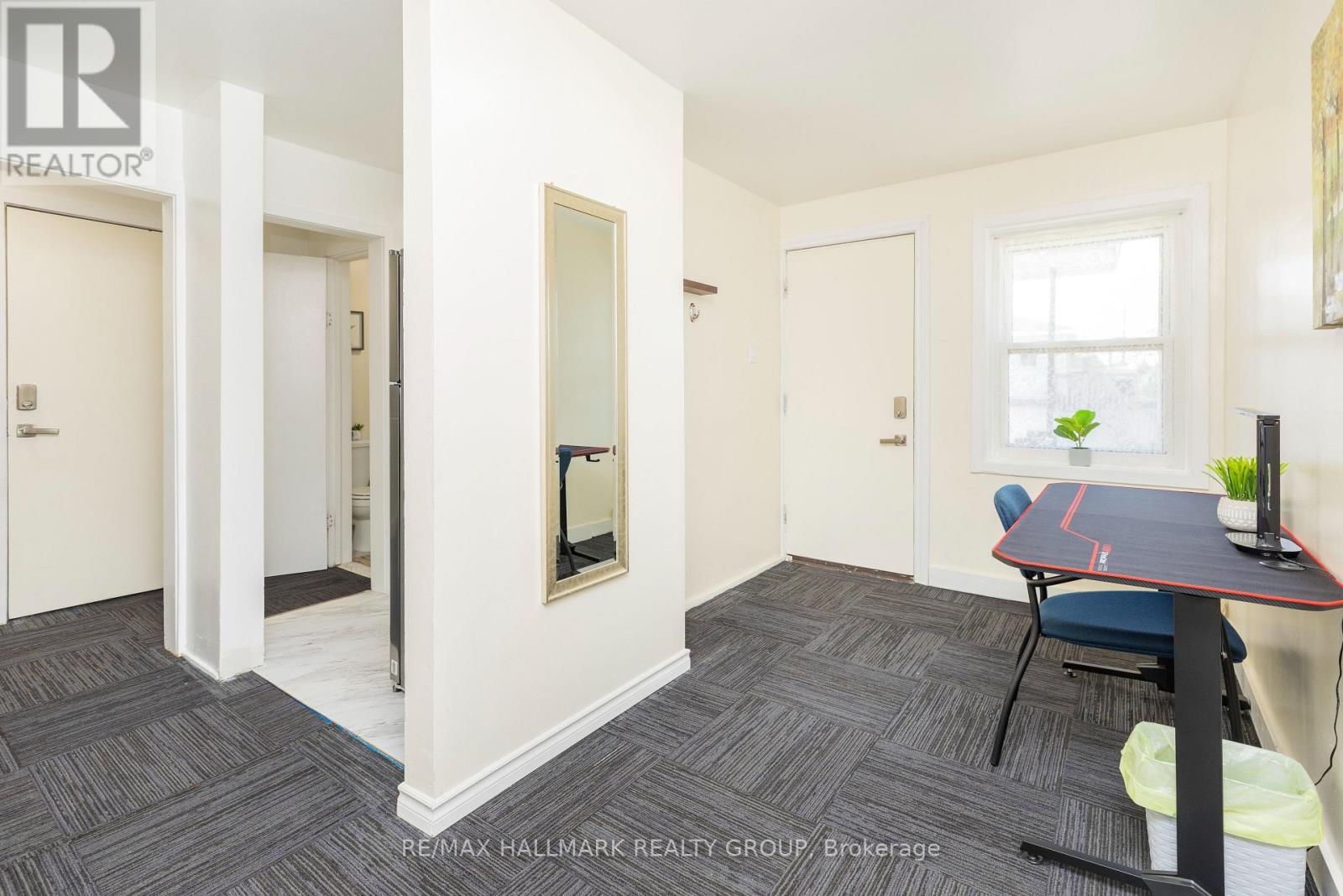 1 - 462 Bronson Avenue Property Photo 5