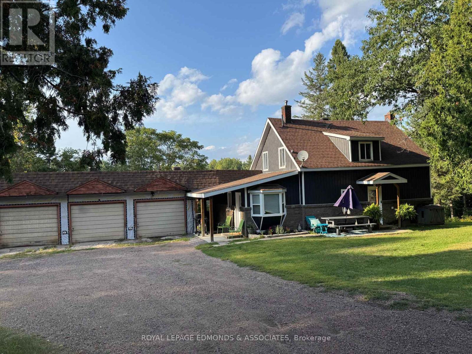 27 Stencells Road Property Photo 1