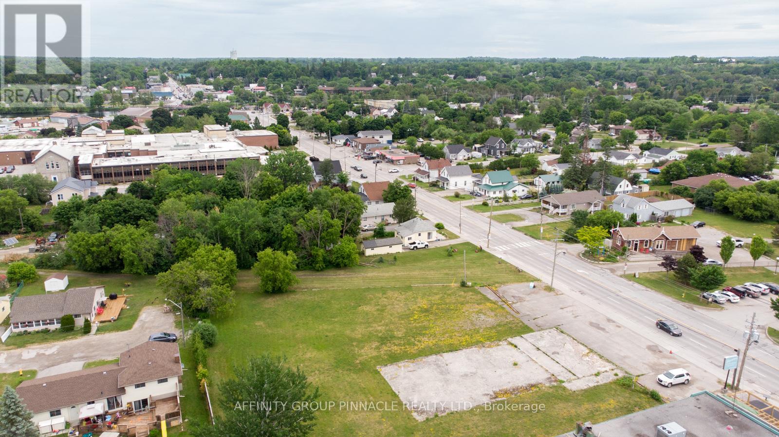 94 Lindsay Street Property Photo 31