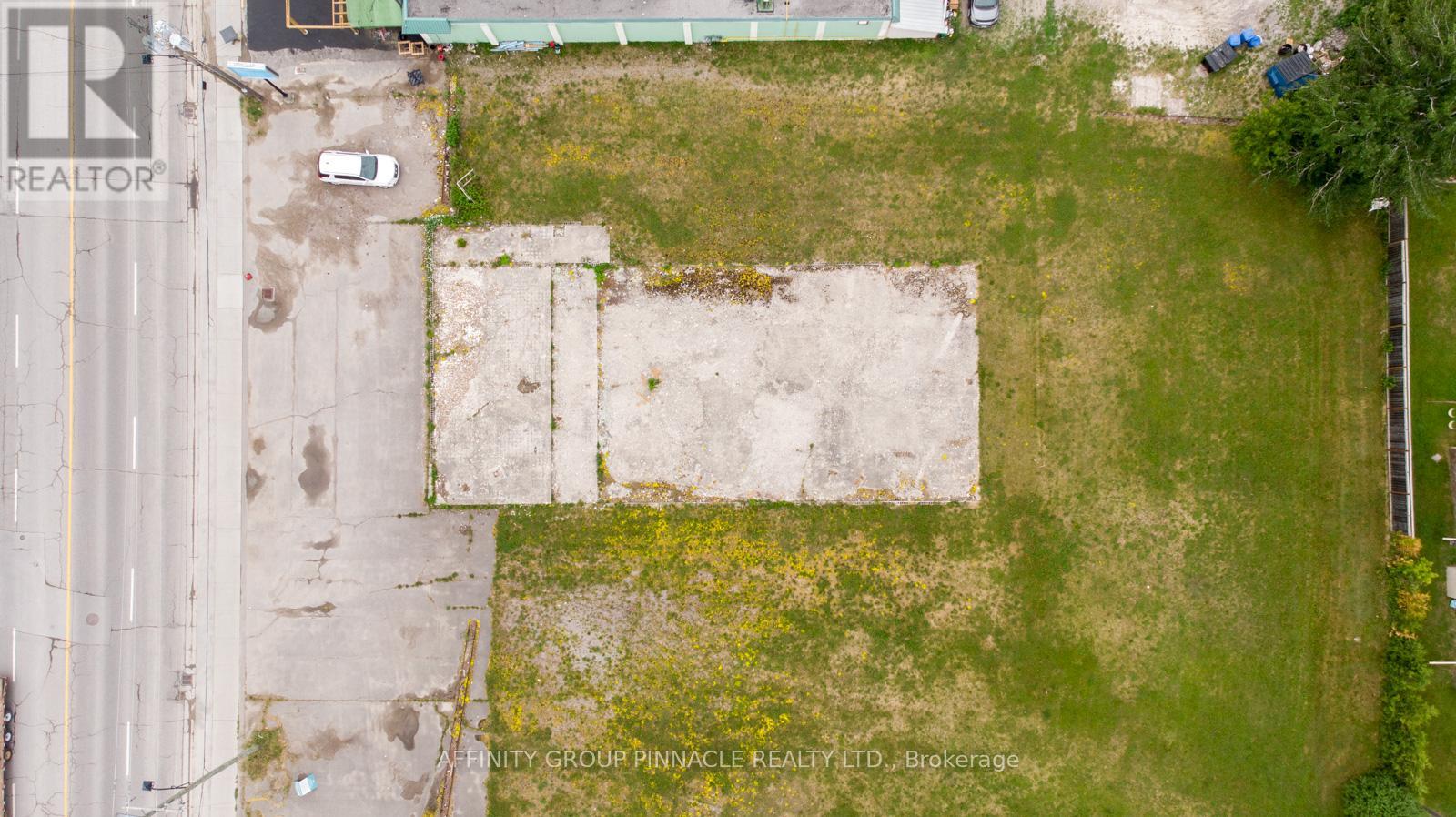 94 Lindsay Street Property Photo 33