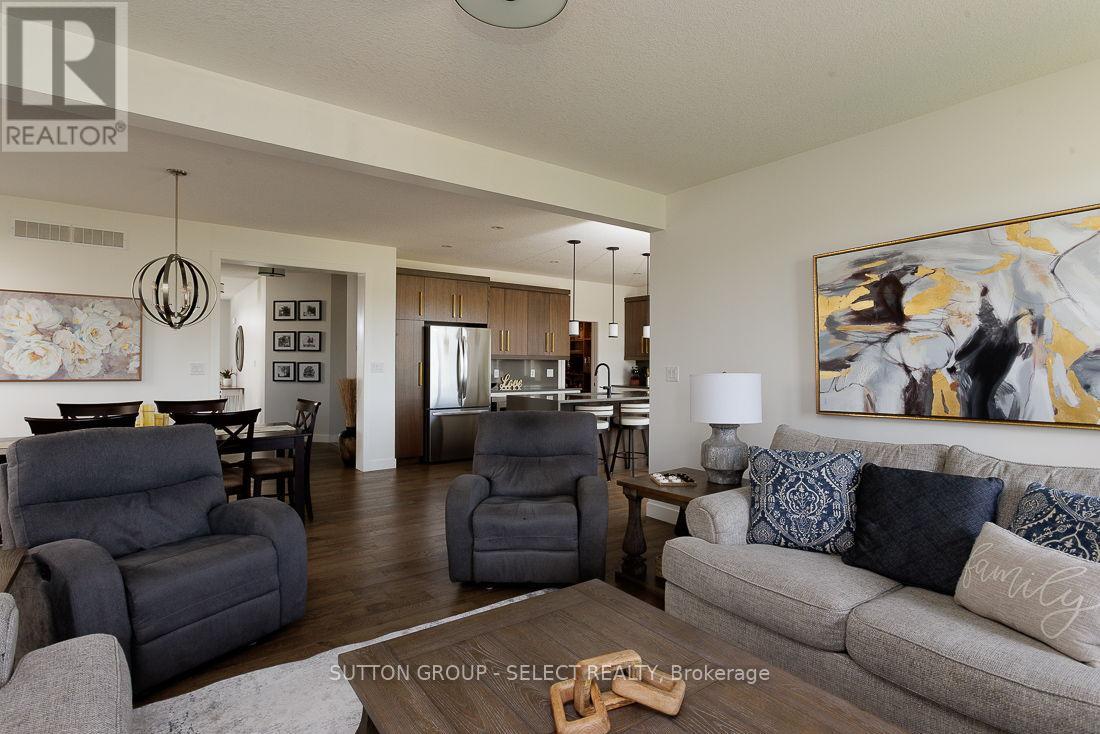 2538 Buroak Drive Property Photo 17