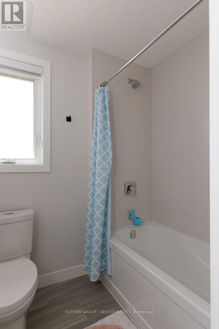 2538 Buroak Drive Property Photo 26