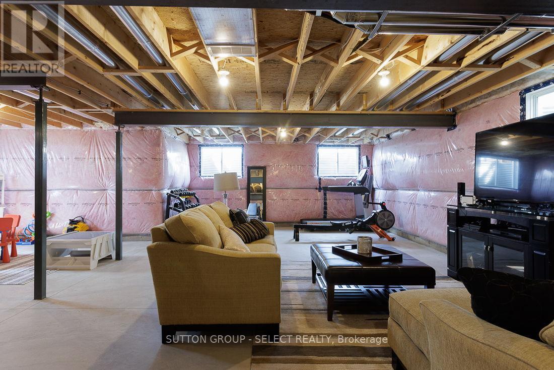 2538 Buroak Drive Property Photo 35