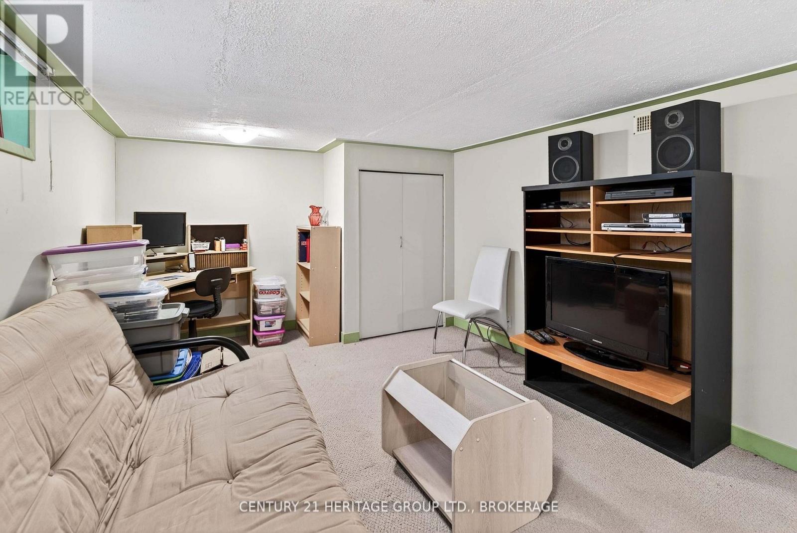 75 Mortensen Drive Property Photo 9