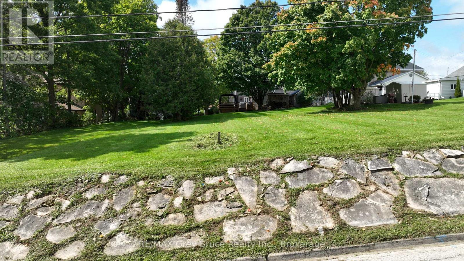 Pt Lot 2 2nd Avenue Property Photo 10