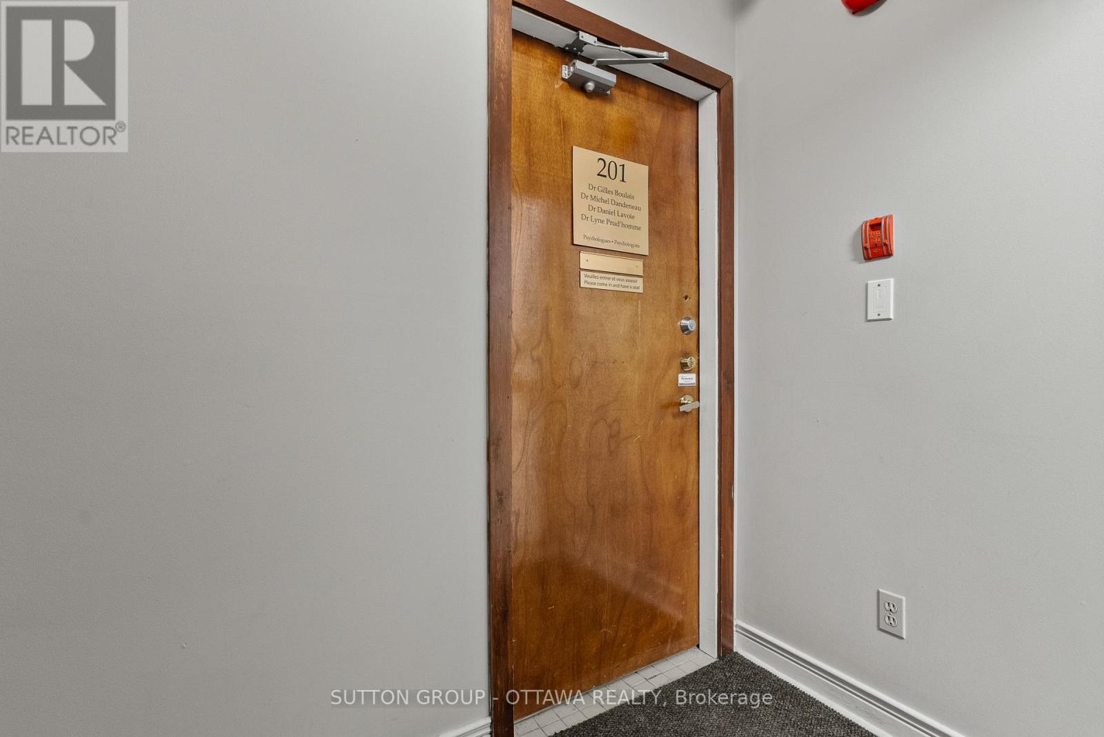 201 - 117 Murray Street Property Photo 11