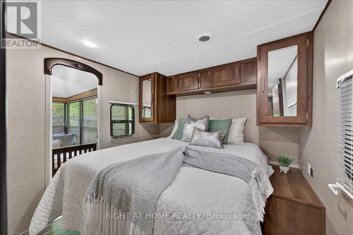 201 - 142571 35 Road Property Photo 20