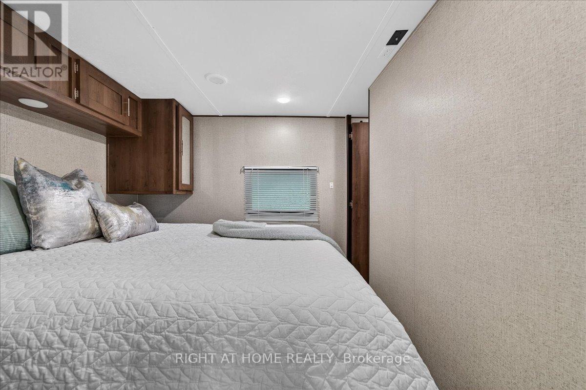201 - 142571 35 Road Property Photo 21