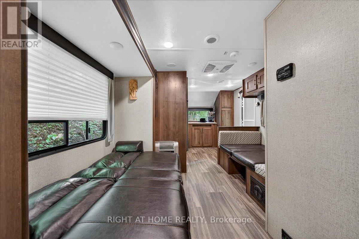 201 - 142571 35 Road Property Photo 24