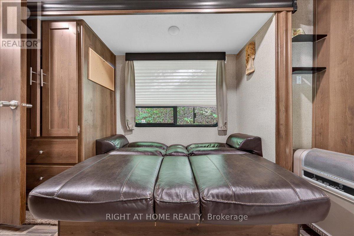 201 - 142571 35 Road Property Photo 25