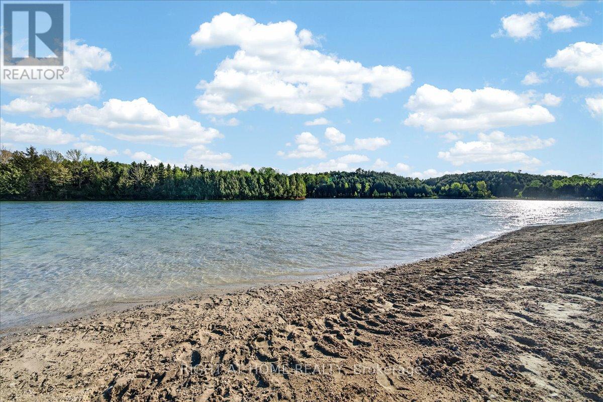 201 - 142571 35 Road Property Photo 38