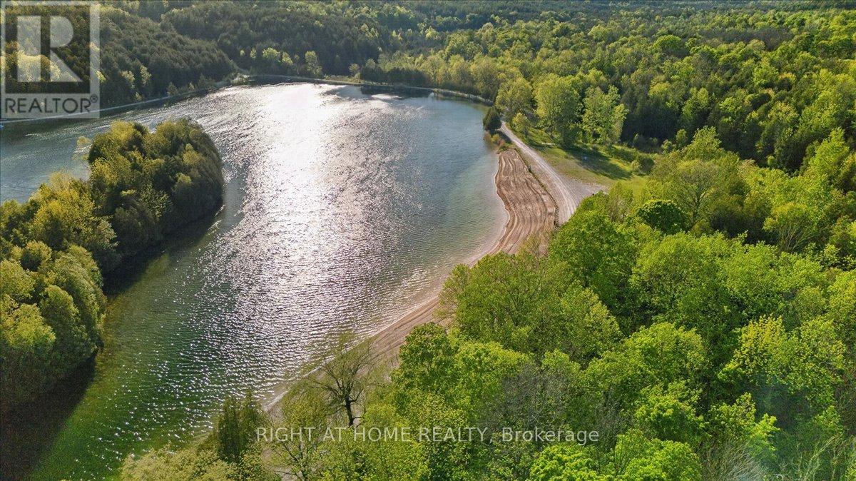 201 - 142571 35 Road Property Photo 42