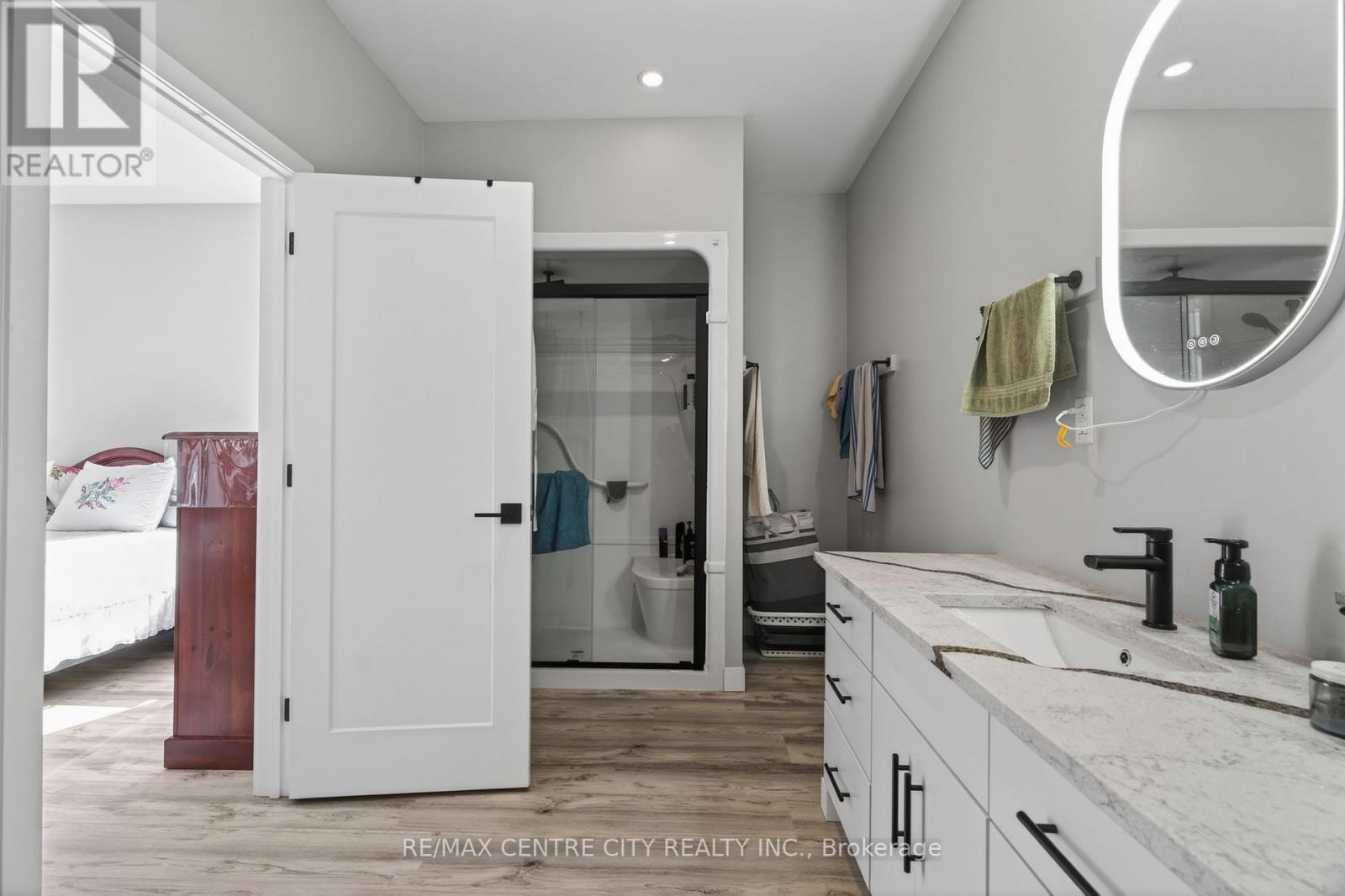 22273 Pratt Siding Road Property Photo 22