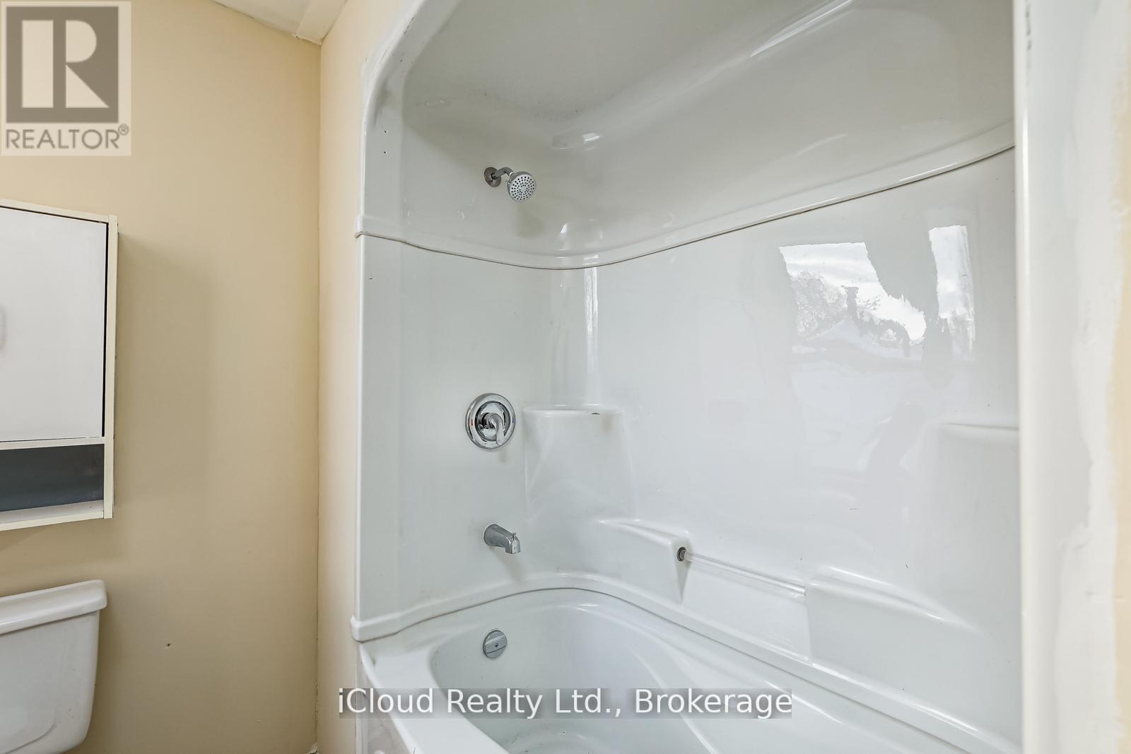 1083 3rd A Avenue E Property Photo 13