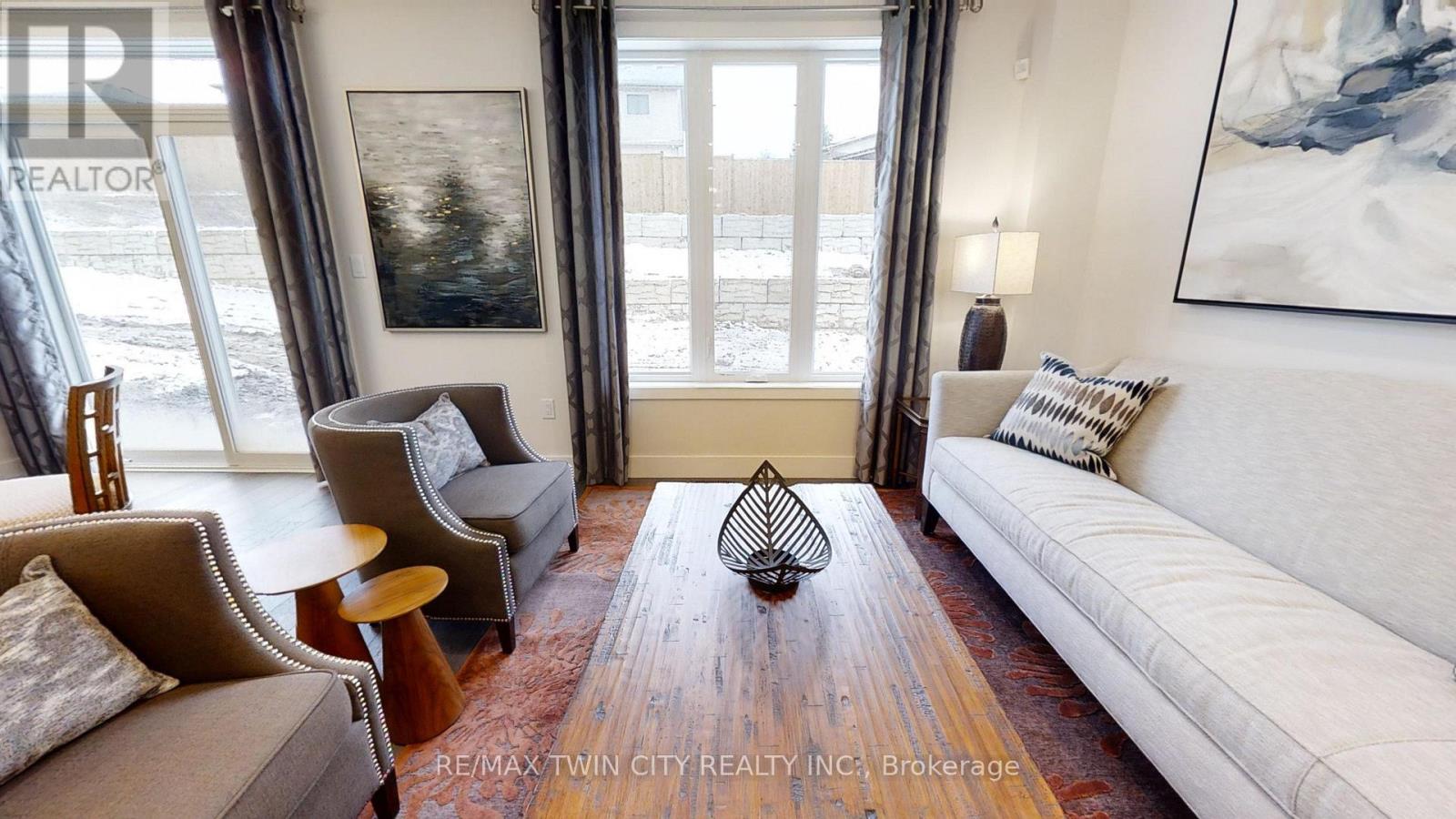 147 Julie Crescent Property Photo 16