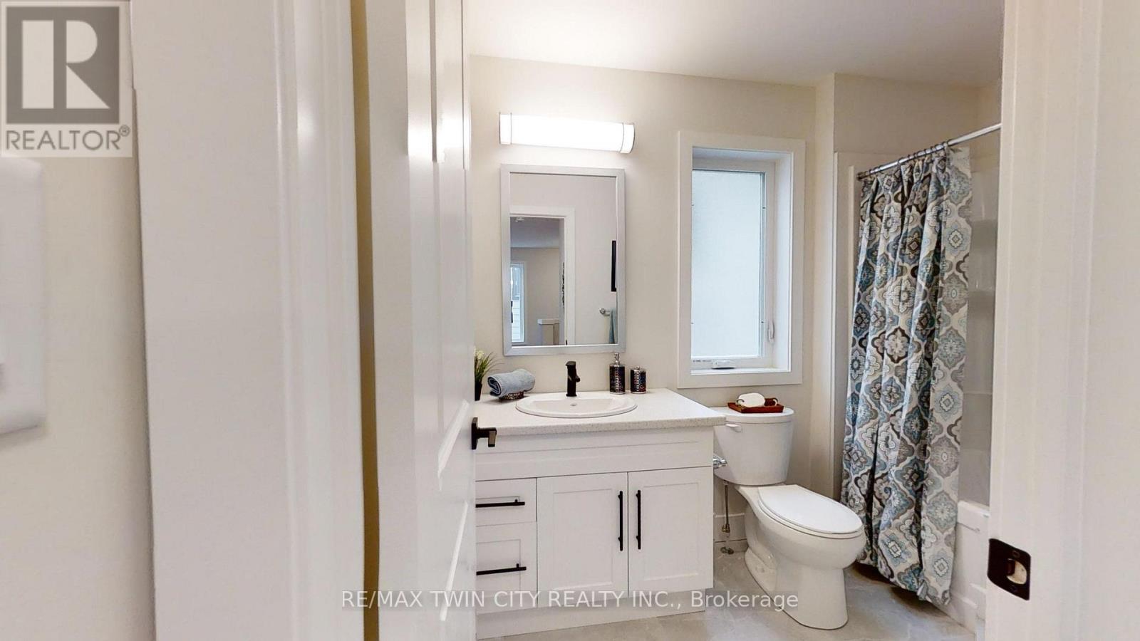 147 Julie Crescent Property Photo 27