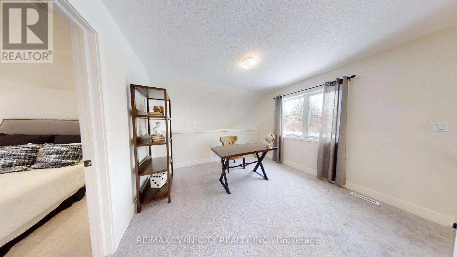171 Julie Crescent Property Photo 24