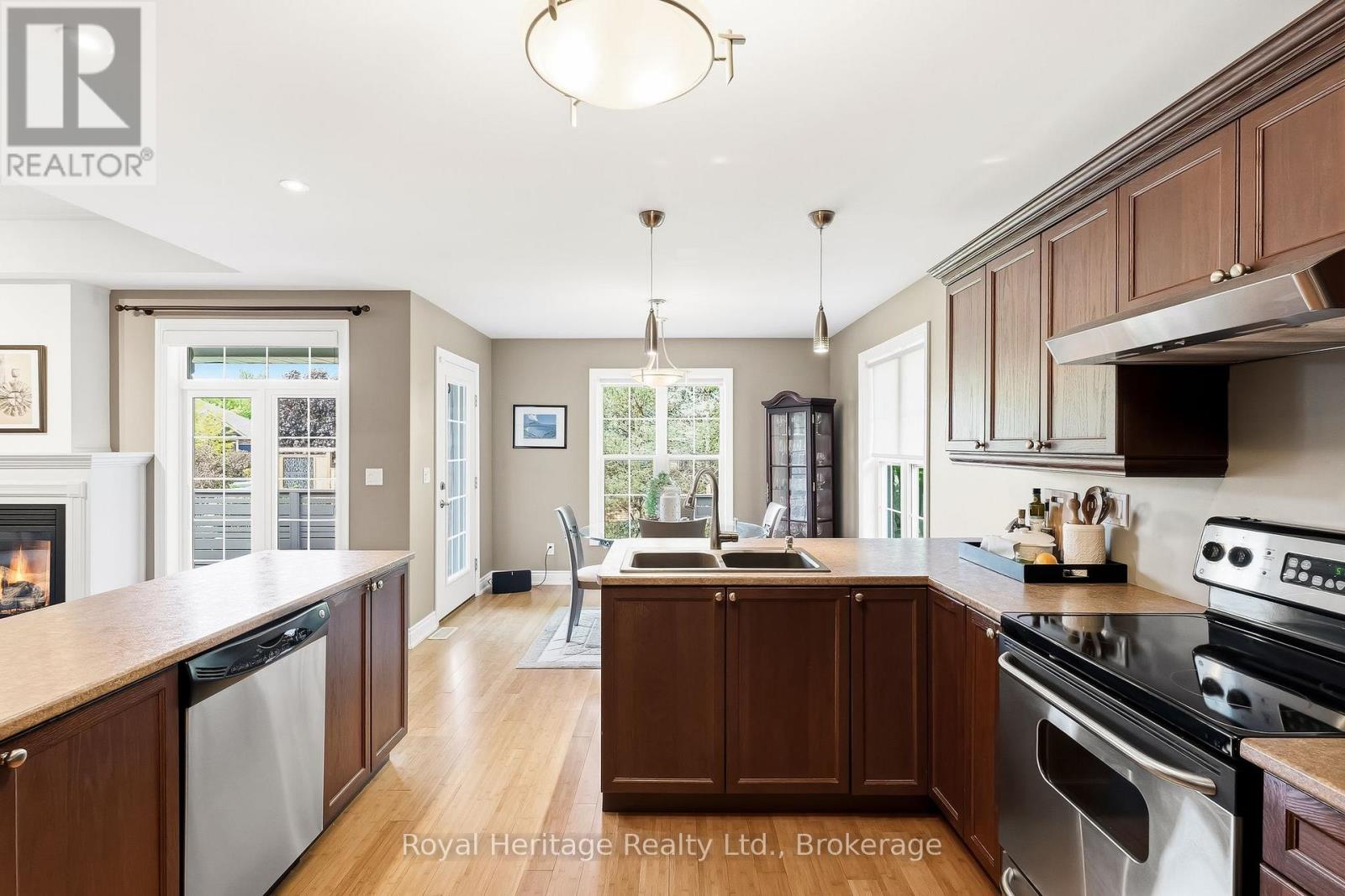 2 Cortland Way Property Photo 15