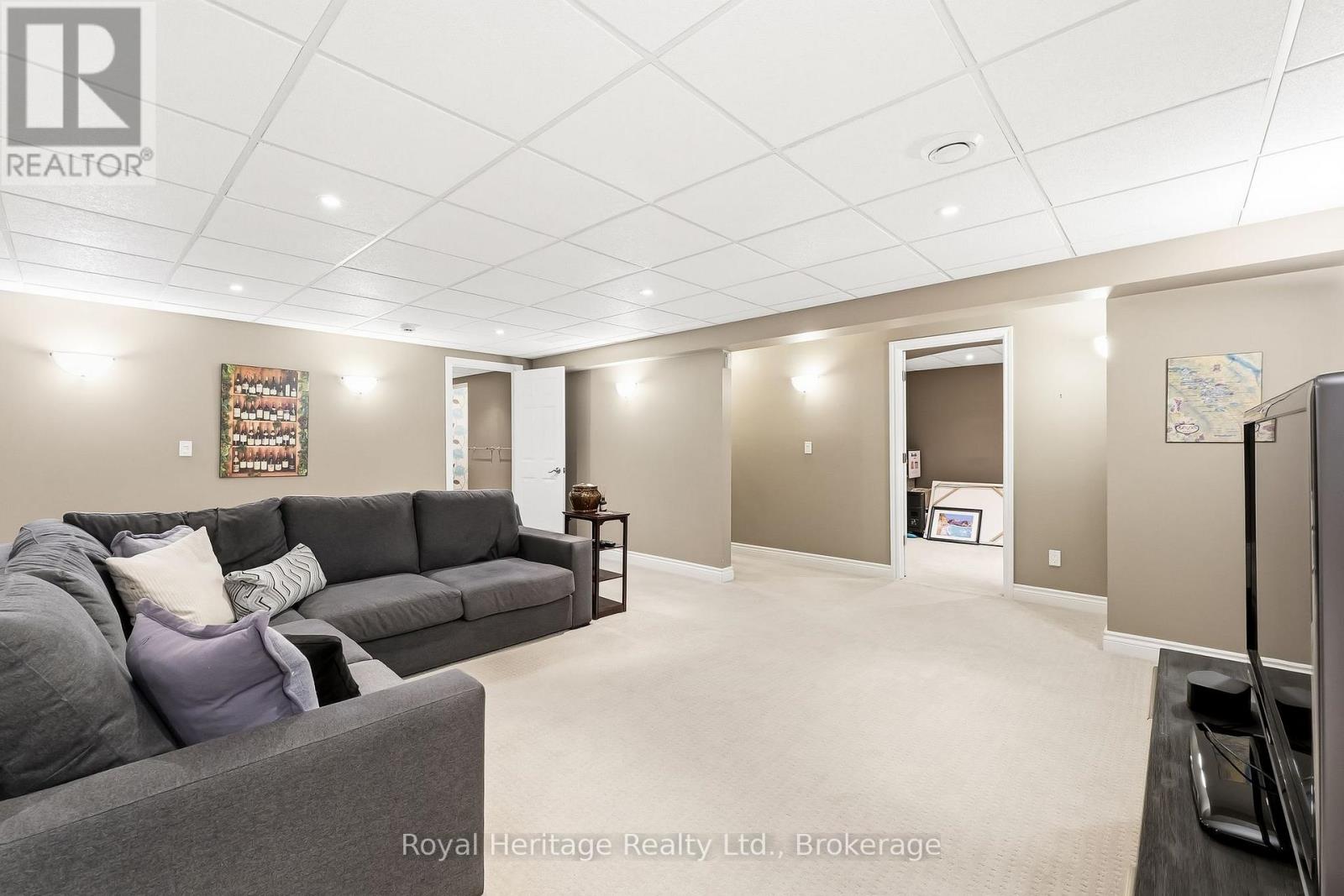 2 Cortland Way Property Photo 28