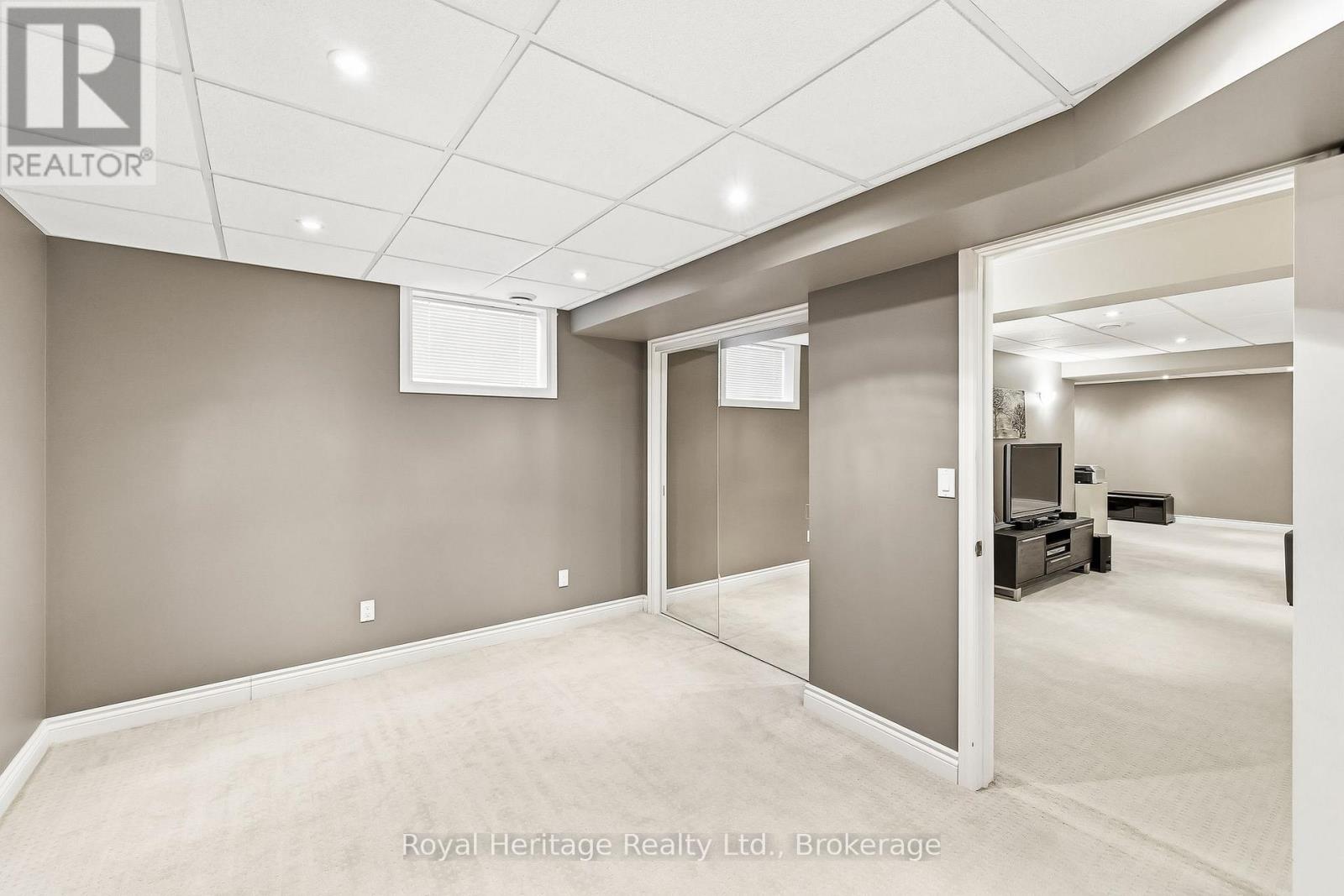 2 Cortland Way Property Photo 32