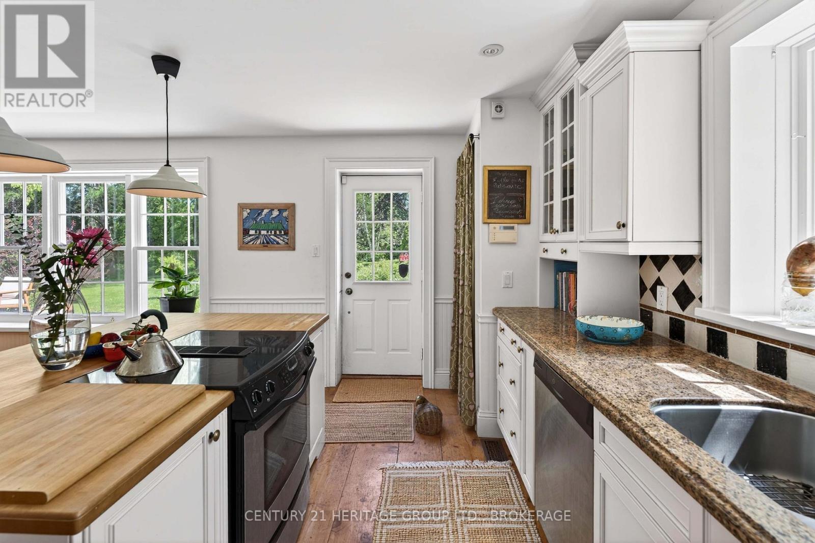 136 Old Danforth Road Property Photo 15