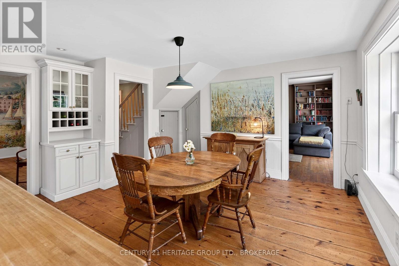 136 Old Danforth Road Property Photo 23