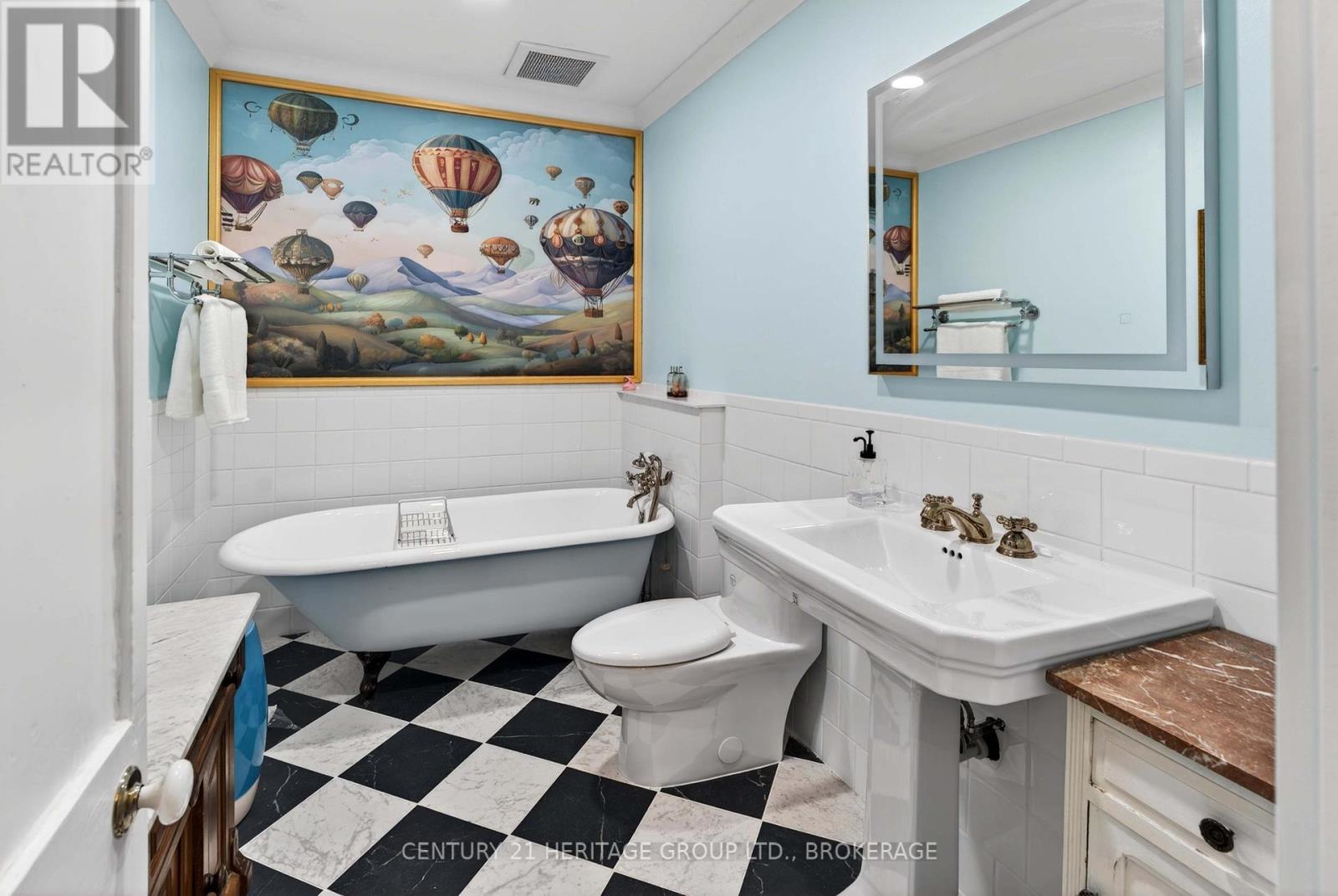 136 Old Danforth Road Property Photo 38