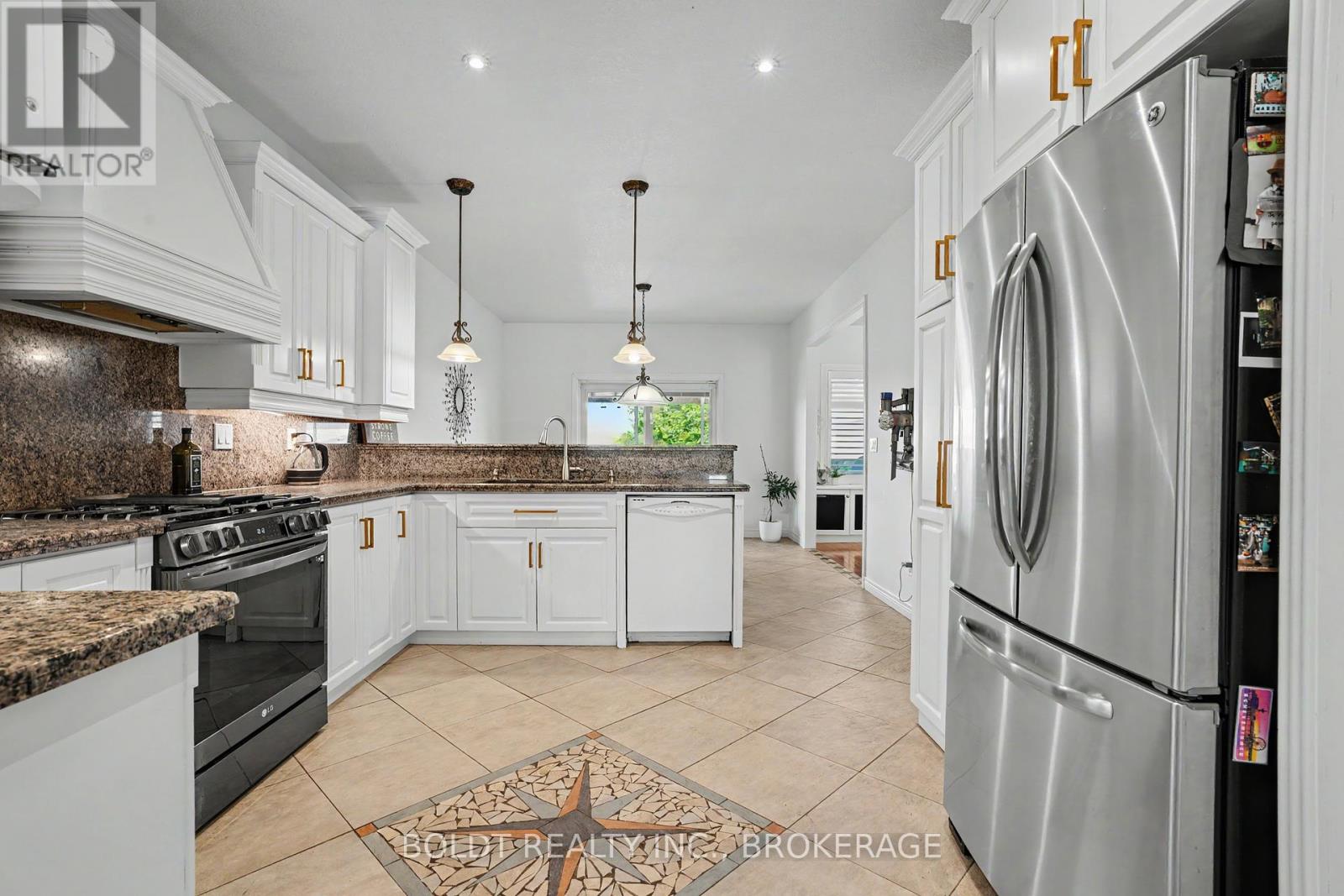 1504 Upper Sherman Avenue Property Photo 10