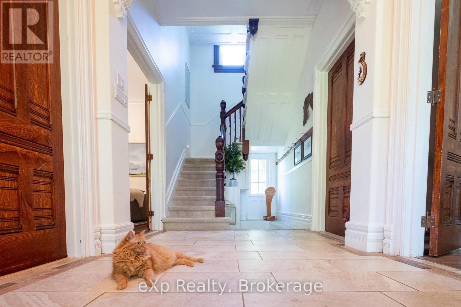 285 Mary Street Property Photo 5