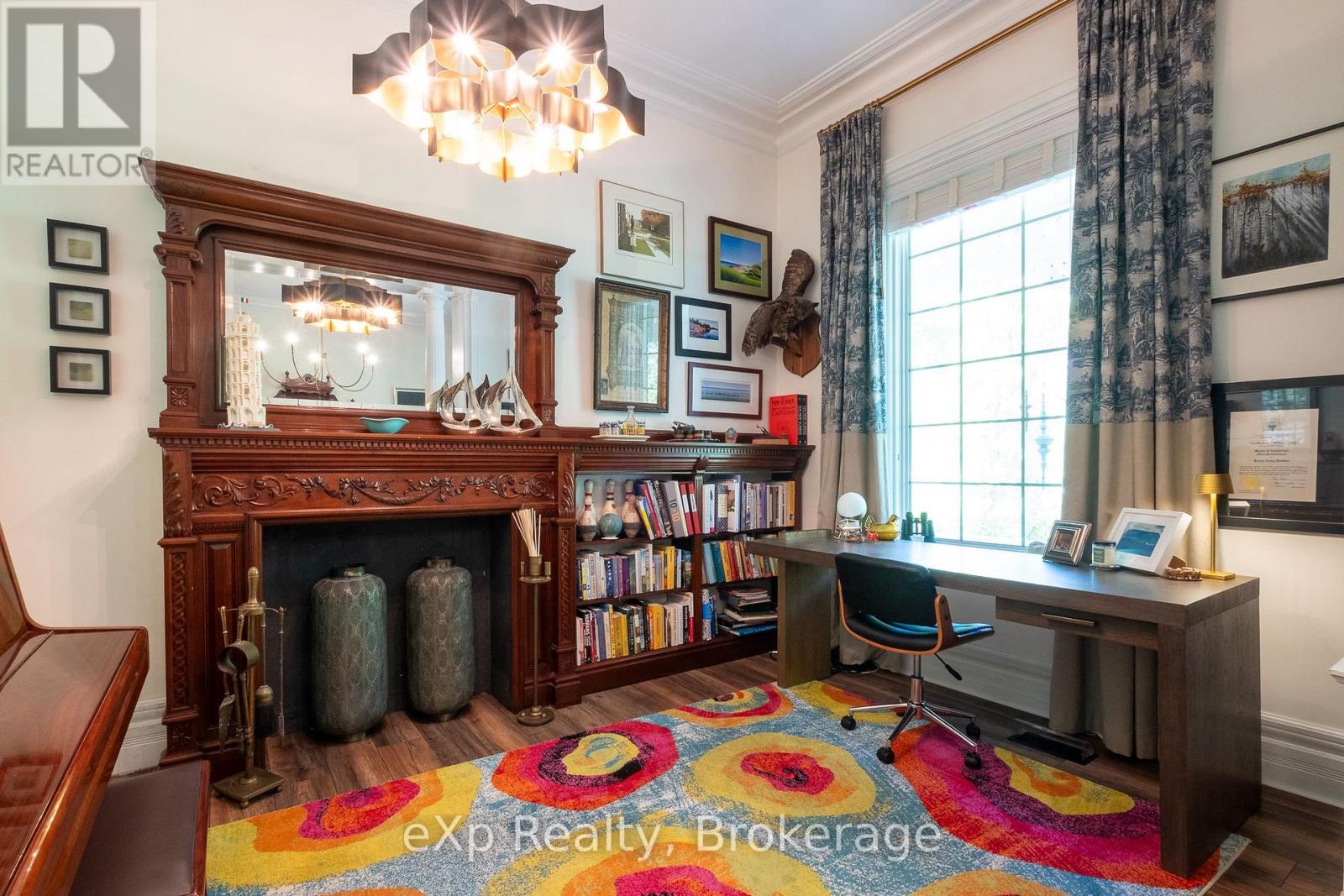 285 Mary Street Property Photo 17