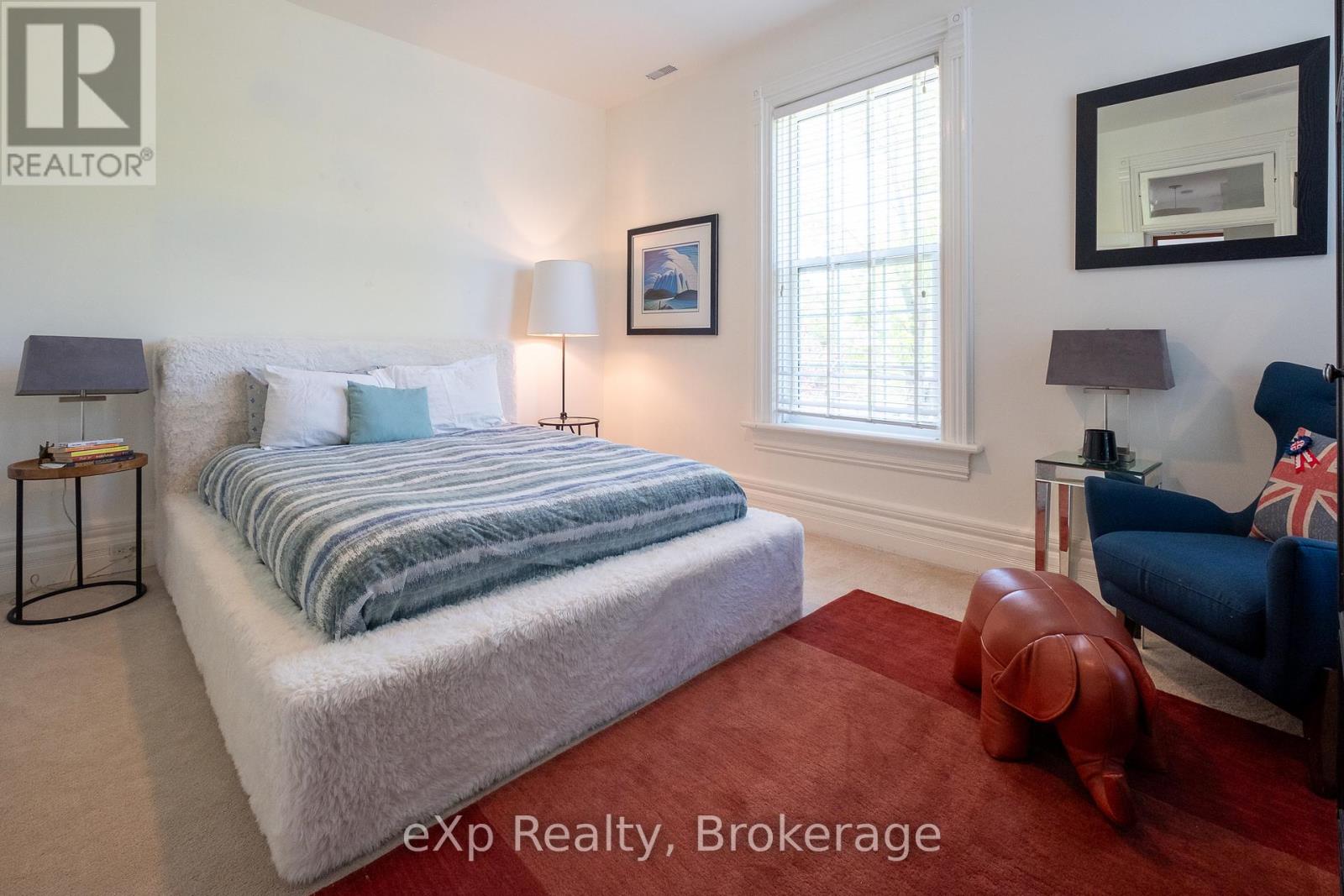 285 Mary Street Property Photo 24