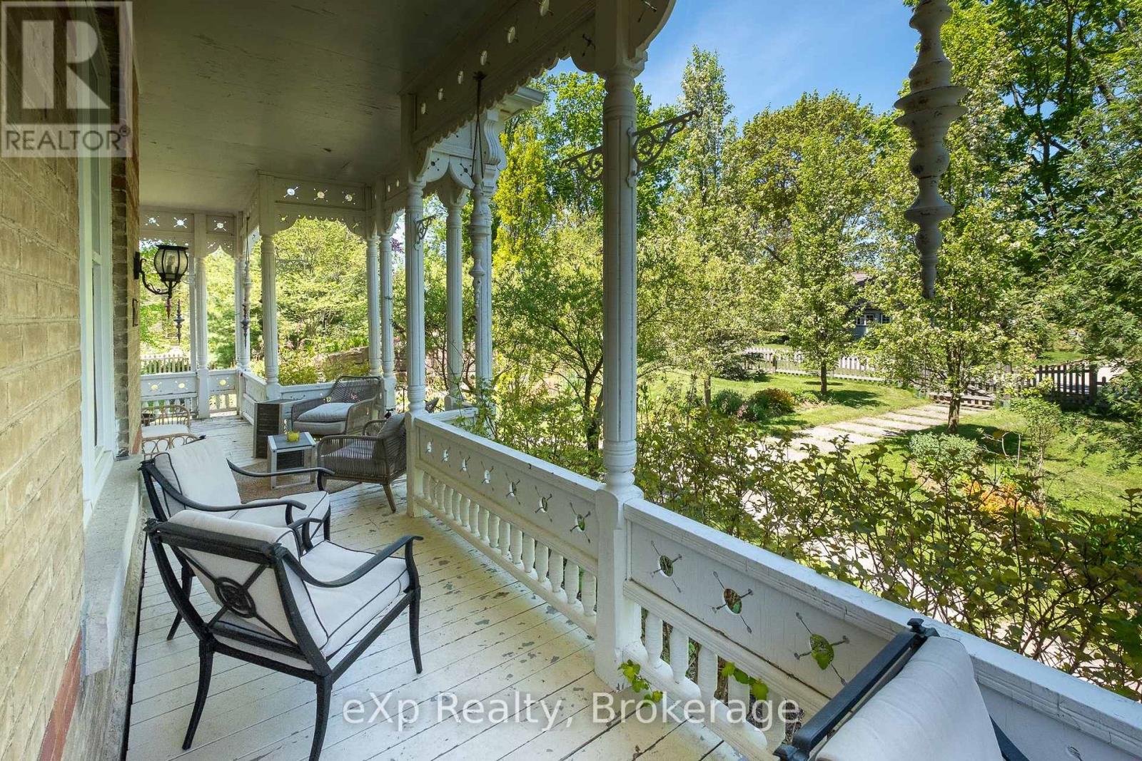 285 Mary Street Property Photo 38