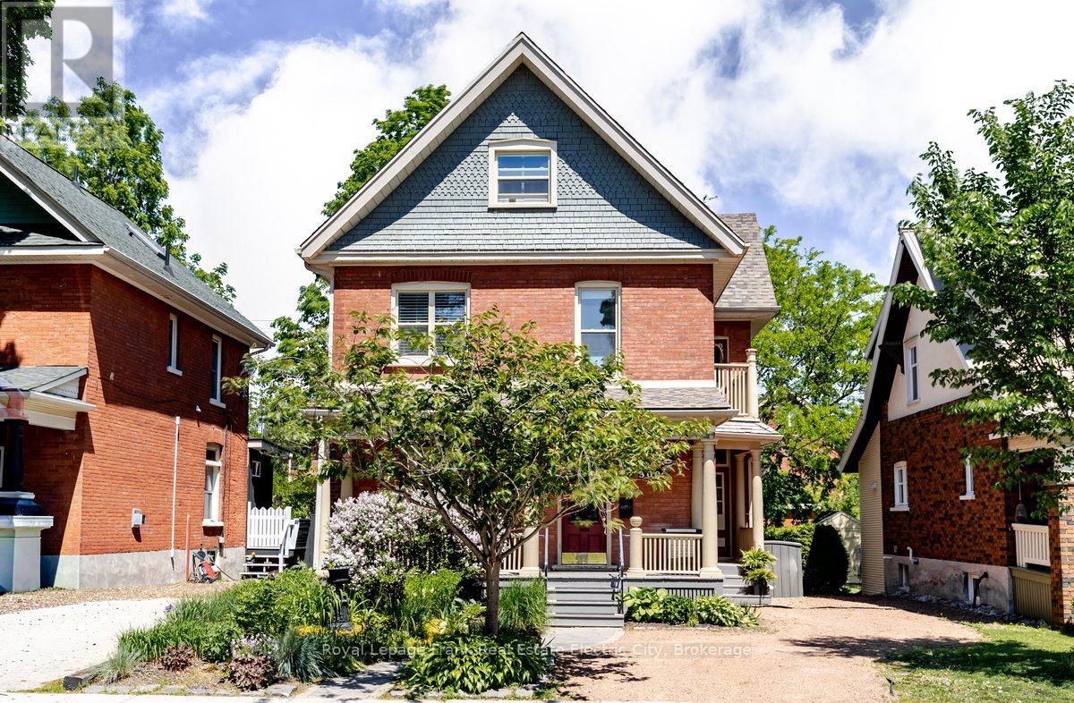 300 MAITLAND AVENUE Property Photo 1