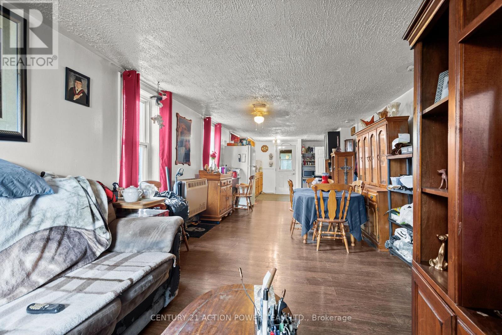 331 7th Street E Property Photo 12