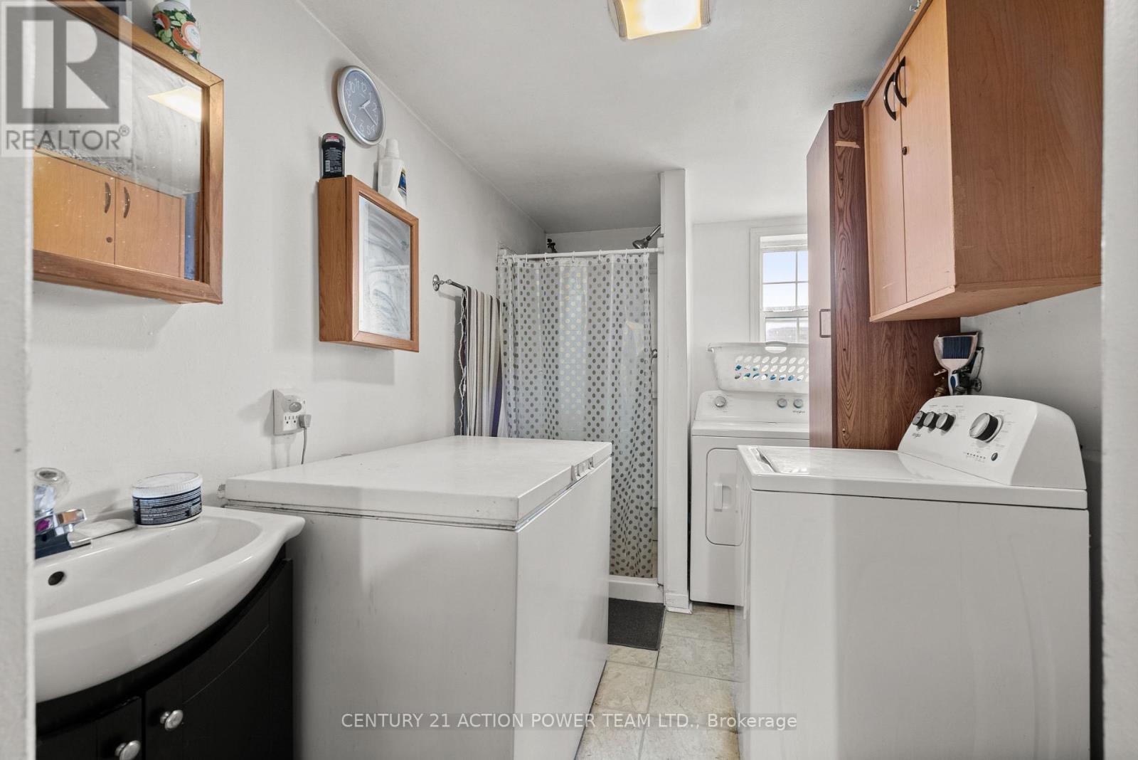 331 7th Street E Property Photo 16