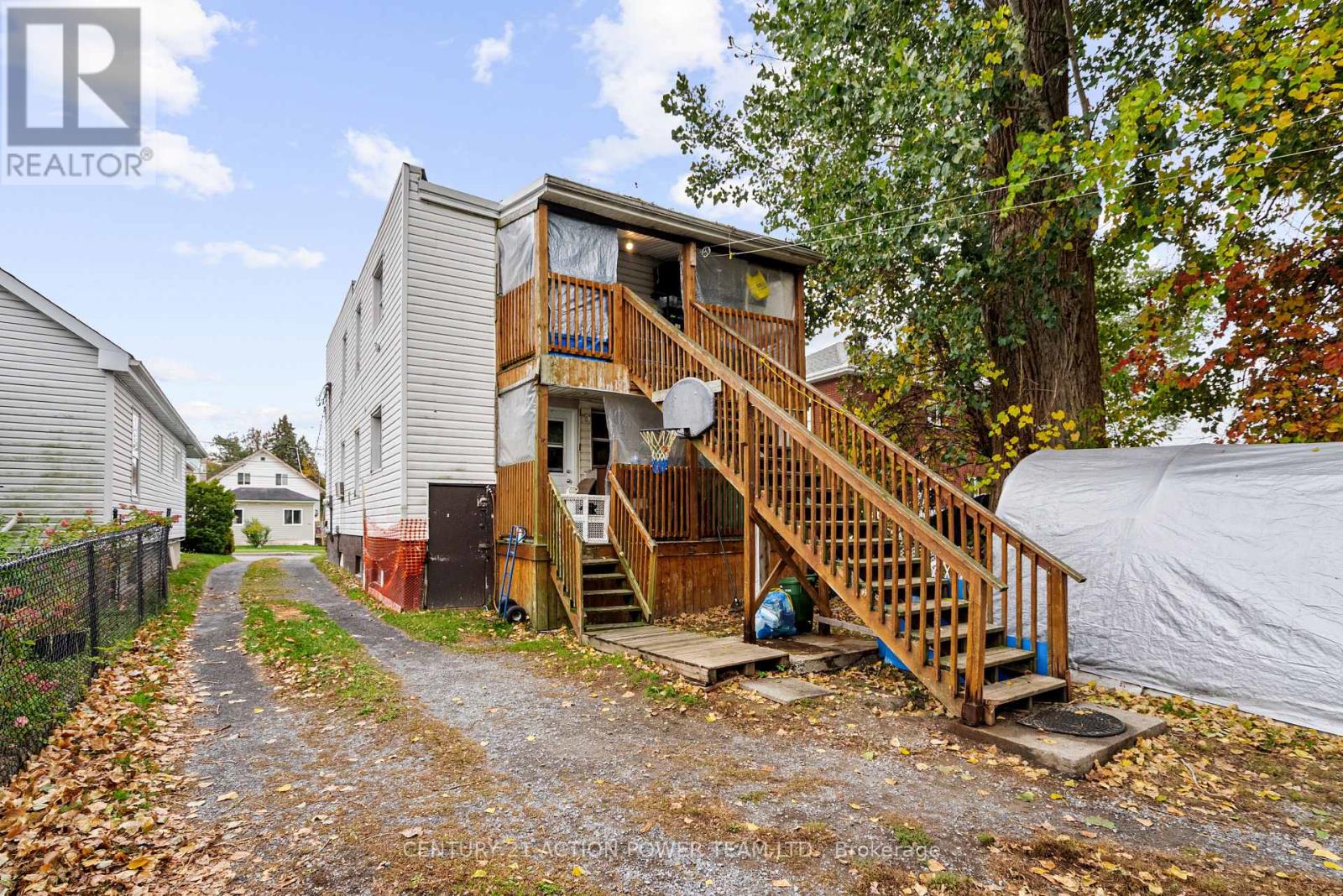 331 7th Street E Property Photo 18