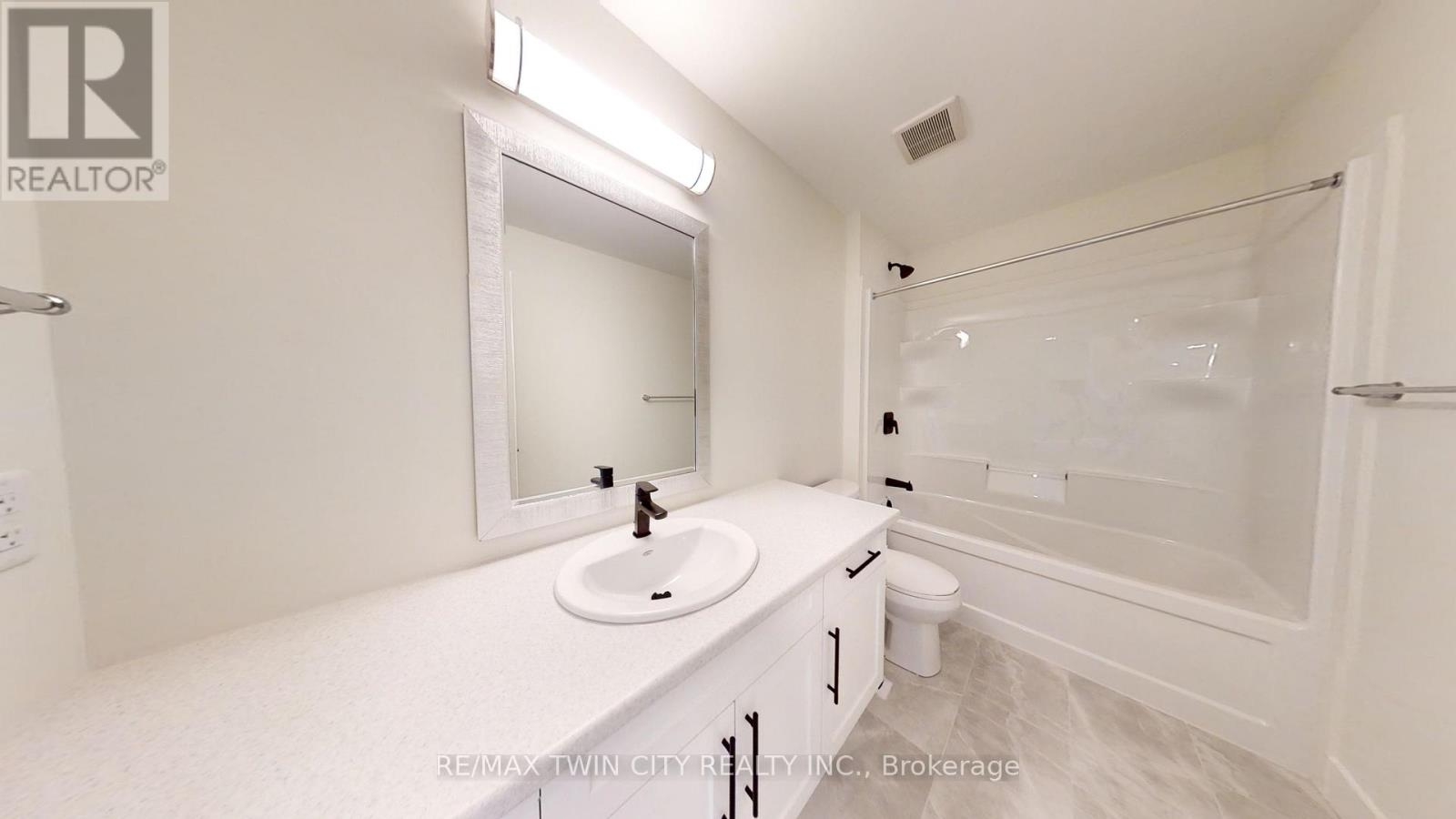 106 Christopher Court Property Photo 13