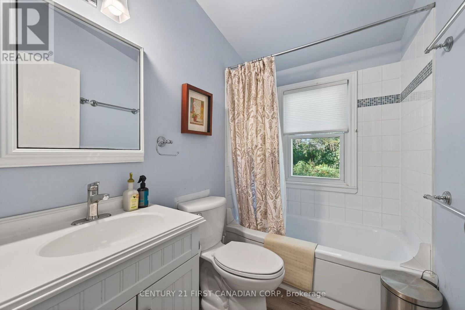 4 - 49075 Dexter Line Property Photo 16