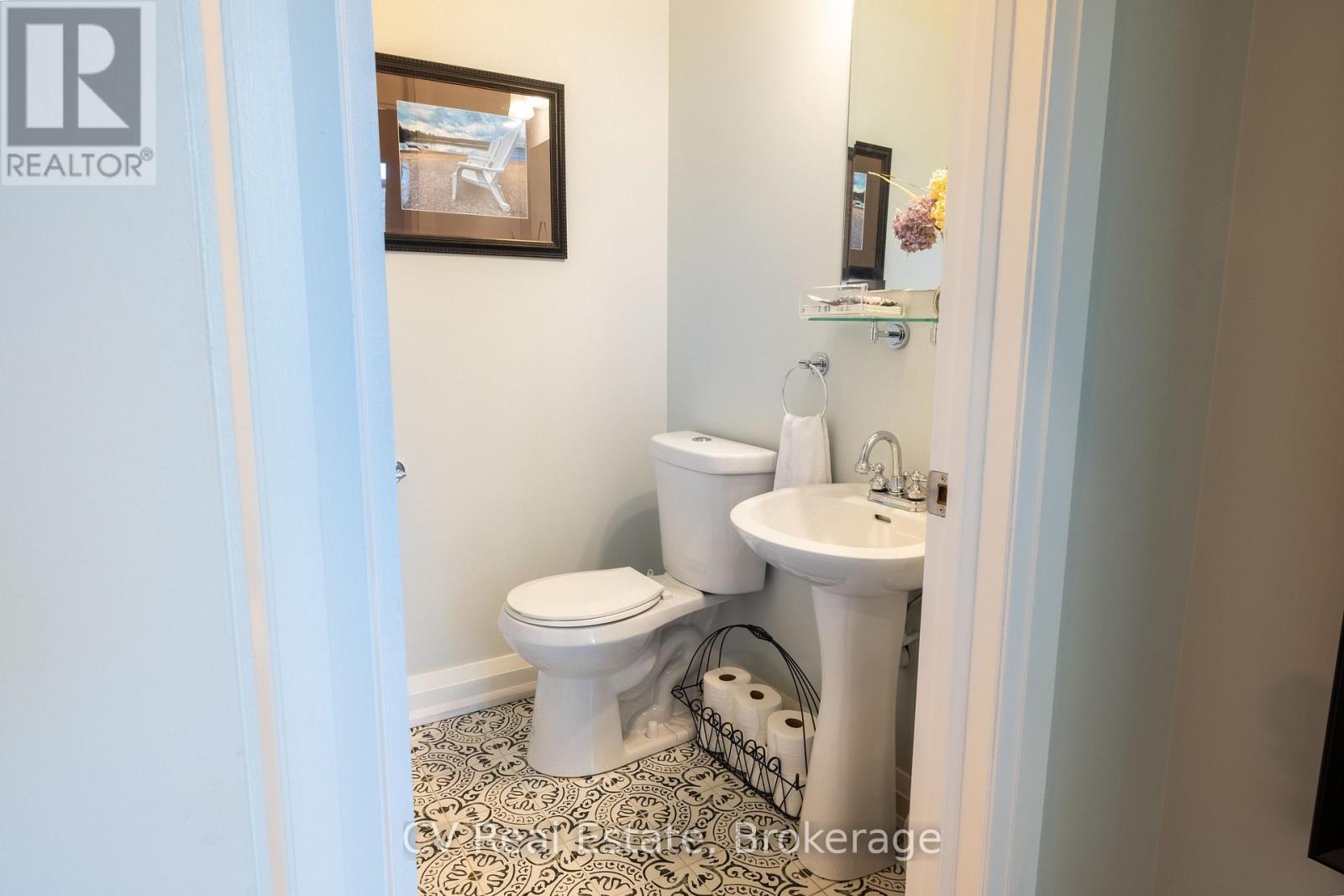 180 St. Edmunds Crescent Property Photo 12