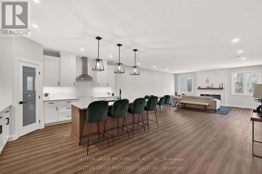 28 - 175 Glengariff Drive Property Photo 8