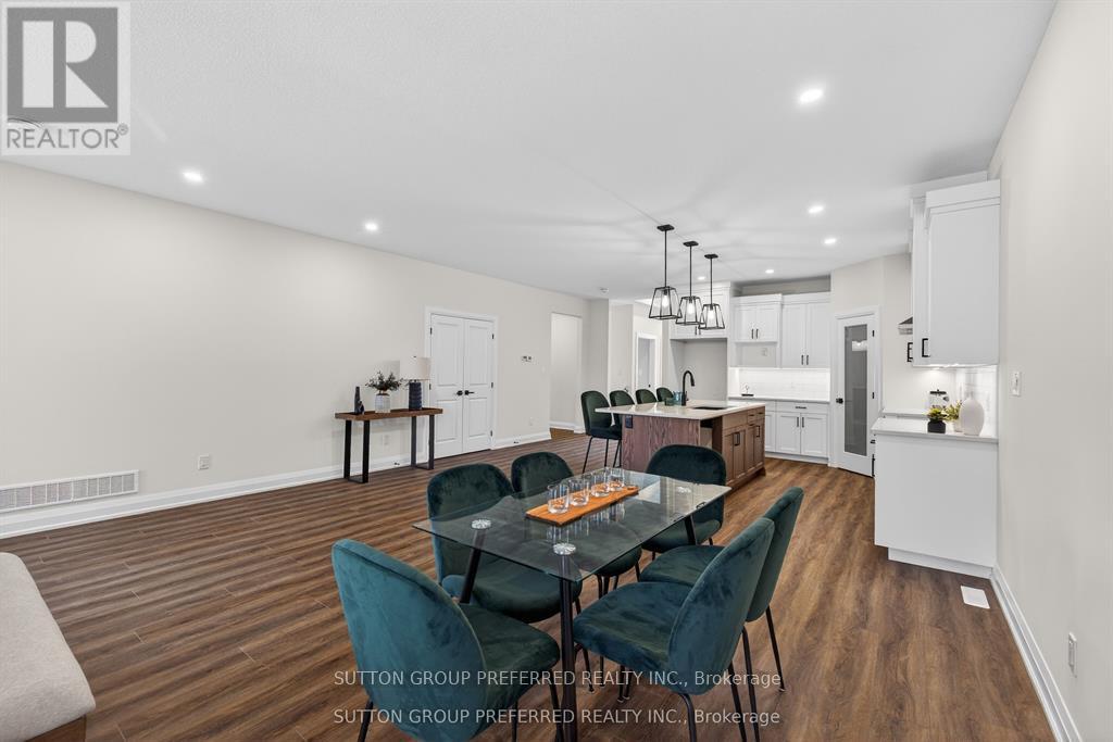28 - 175 Glengariff Drive Property Photo 17
