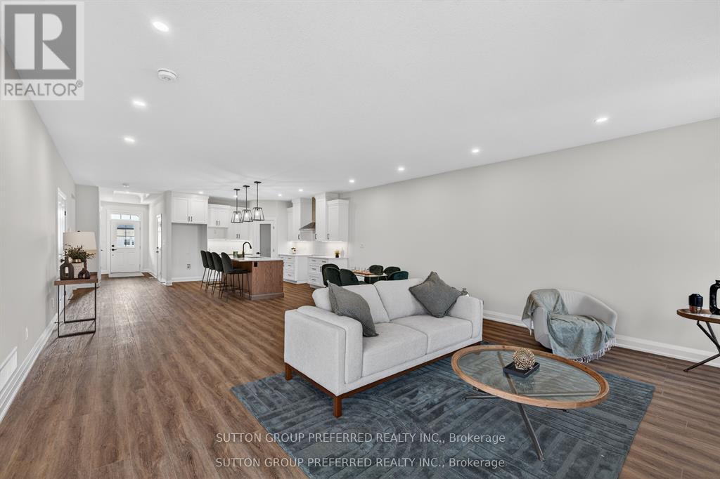 28 - 175 Glengariff Drive Property Photo 19