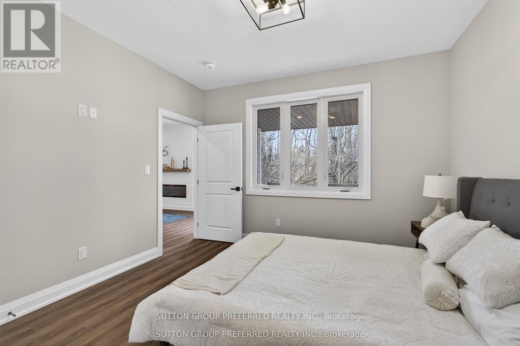 28 - 175 Glengariff Drive Property Photo 22