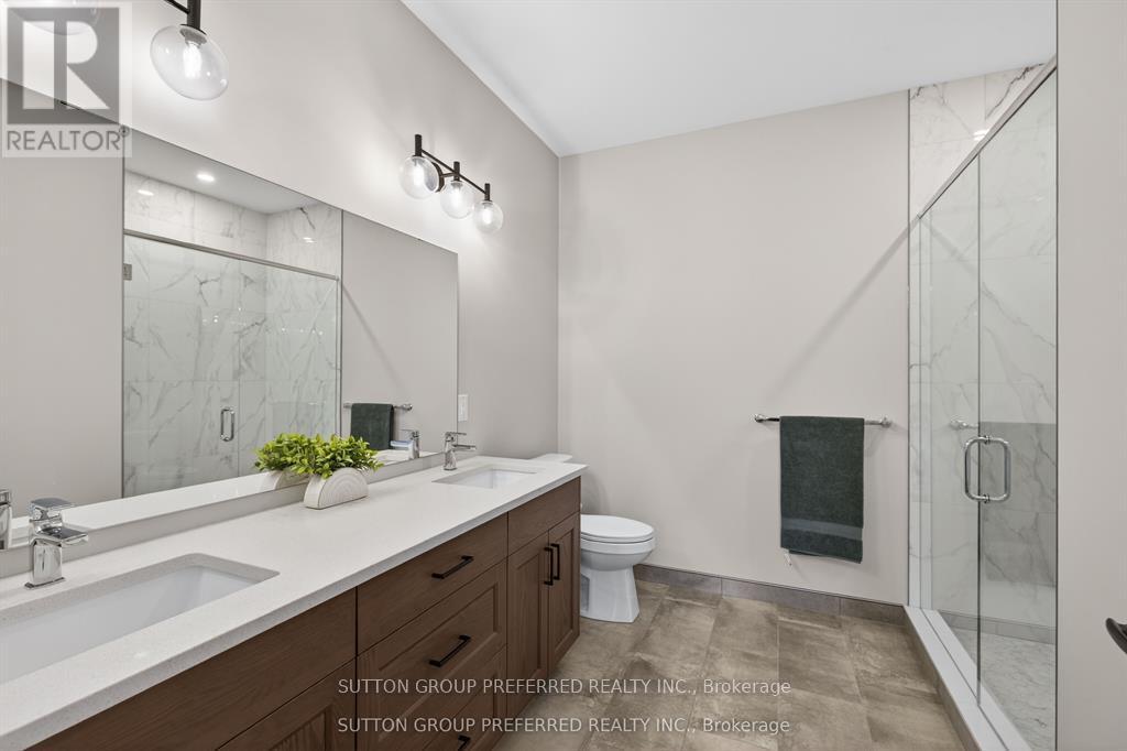 28 - 175 Glengariff Drive Property Photo 24
