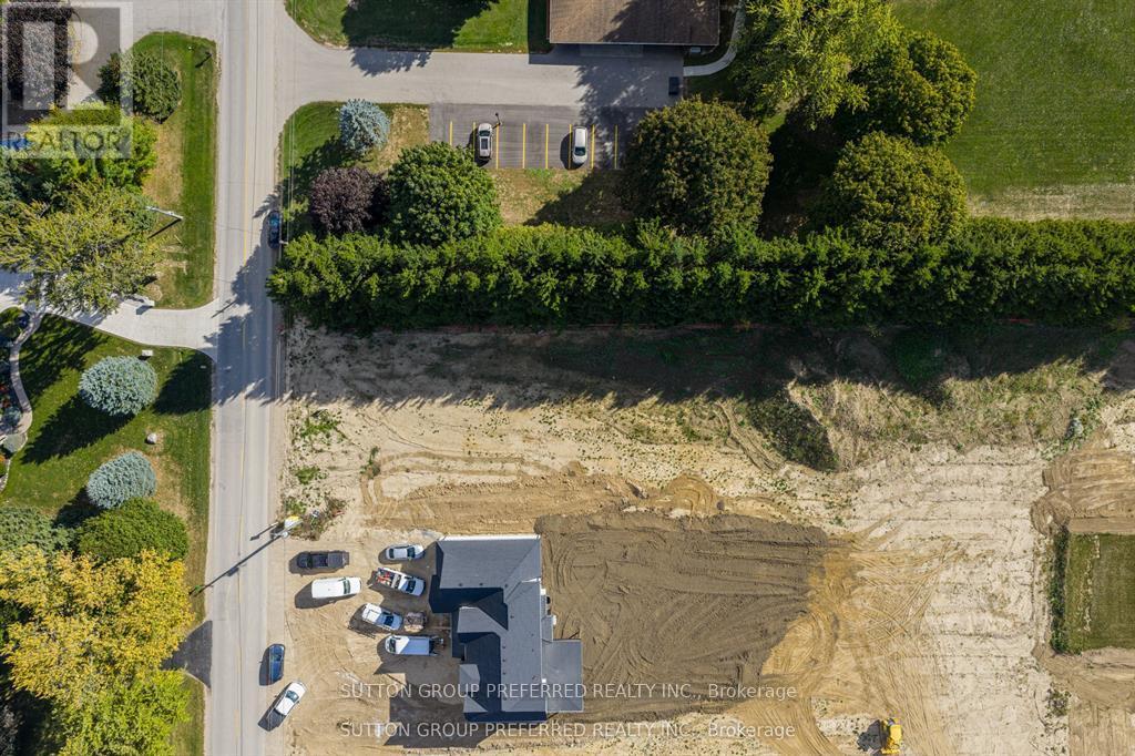 21849 Fairview Road Property Photo 5