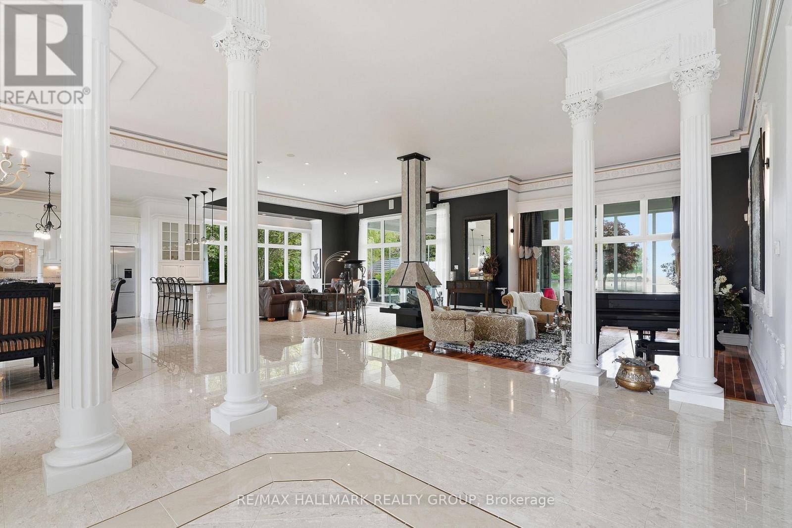 2584 Woods Street Property Photo 11