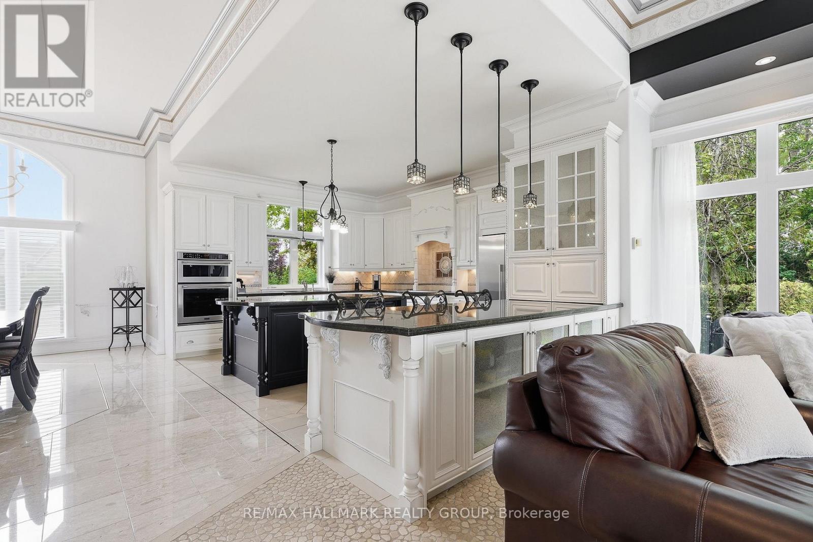 2584 Woods Street Property Photo 17
