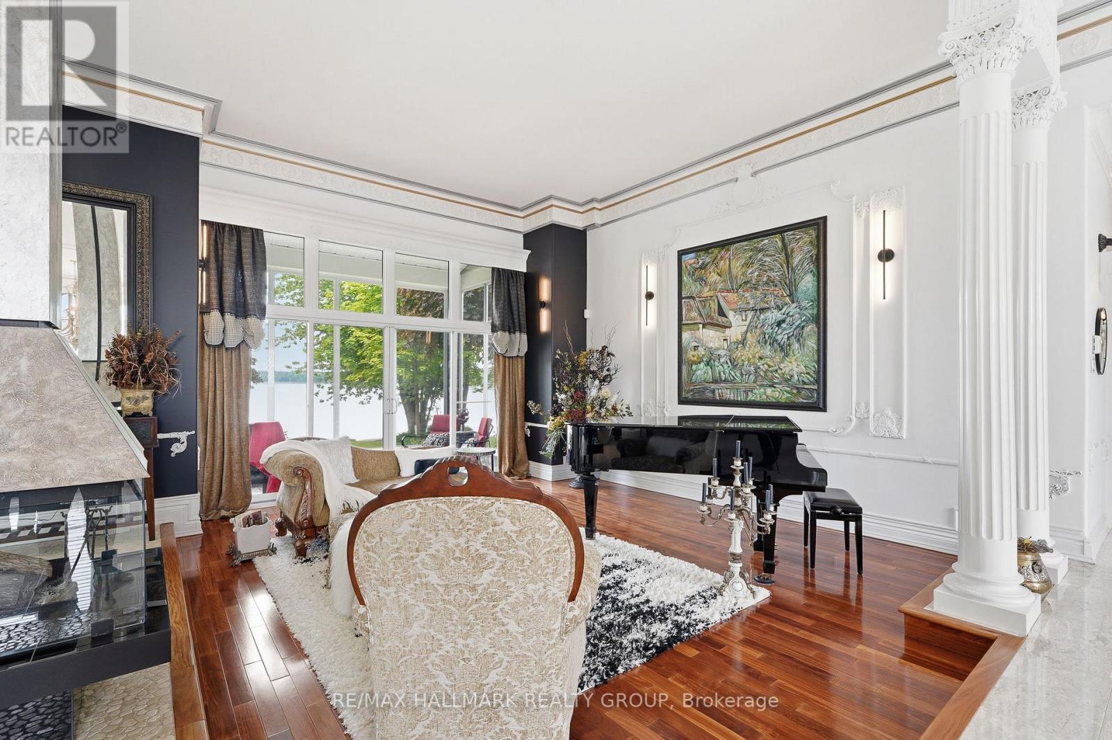 2584 Woods Street Property Photo 22