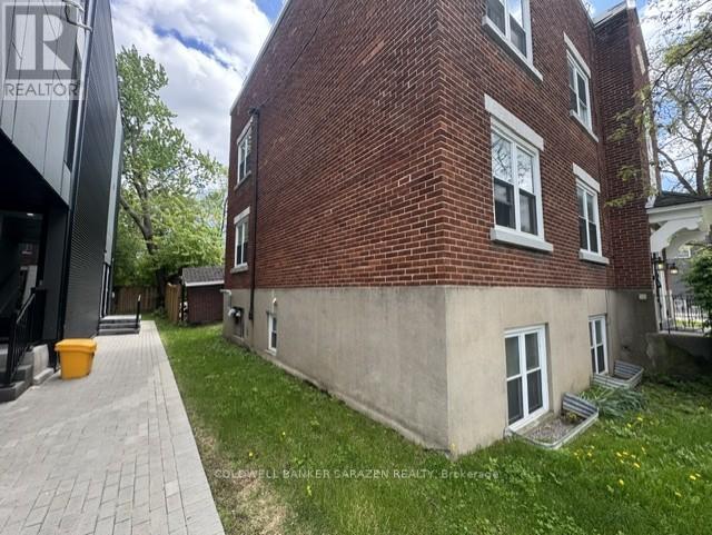 314 Somerset Street E Property Photo 4